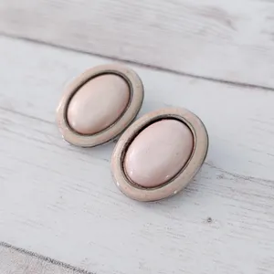 Vintage Clip On Earrings Dusky Pinkish Tone Oval thumbnail 4