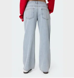 Low Rise Jeans thumbnail 2