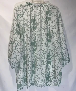Animal Print Top Women’s Large thumbnail 6