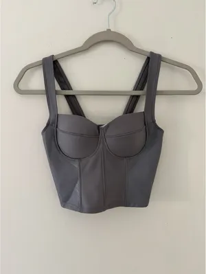 Alo Yoga Airlift Winter Warm Mob Wife Faux Leather Cropped Supermoto Tank small thumbnail 8