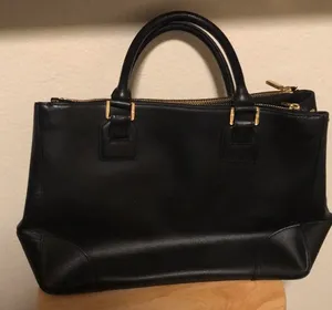 Tory Burch Robinson Black Double Zip Tote Handbag thumbnail 4