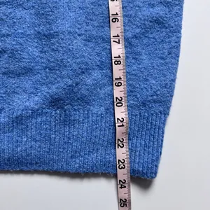 M Magaschoni Soft Blue V-Neck Dolman Sleeve Pullover Sweater - Size Medium NWOT thumbnail 4