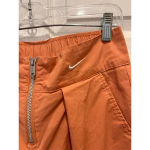 Nike Sportswear Woven High-Rise Trousers Orange WMNS Medium Snap Leg‎ Zip Front thumbnail 5