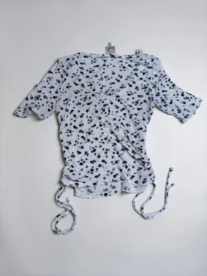 Belle Jour Floral Ruched Side‎ Snap Henley Top - M thumbnail 2