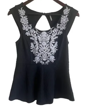 Y2K Free People Embroidered Peplum Top M Keyhole‎ Back Indie Sleaze Festival thumbnail 1