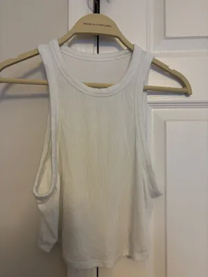 Lululemon White Tank thumbnail 1