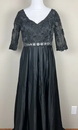 Formal Gown‎ Dress 10 Black Floral Applique Beaded A-Line Evening Whimsigoth thumbnail 1