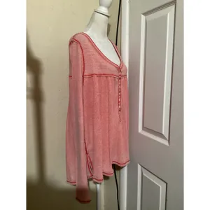 We The Free Free People Pink Waffle Knit Henley Thermal Top Long Sleeve Womens M thumbnail 2