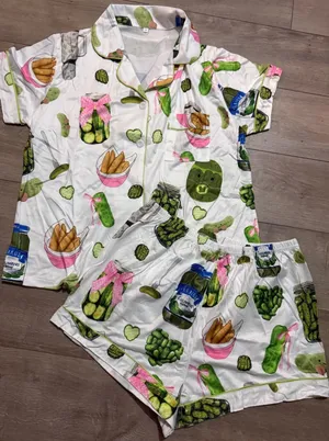 NIB- Pickle Print Pajama Set Women Medium White Green Short Sleeve/Shorts thumbnail 1