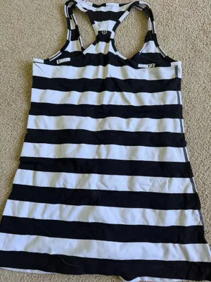 Lululemon Tank thumbnail 2