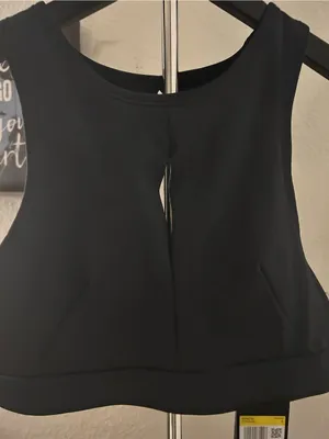 Nike Black Backless Sleeveless Crop top thumbnail 1