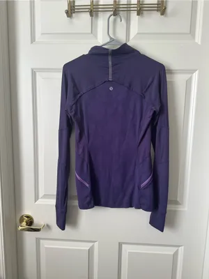 Lululemon Run Wild Pullover Women's Size 6 Purple Plum 1/2 Zip Thumbholes thumbnail 2