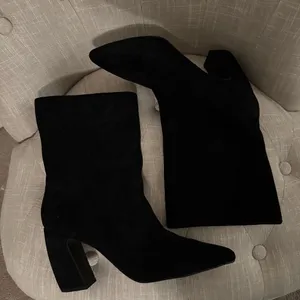 Steven by Steve Madden Suede Boots thumbnail 3