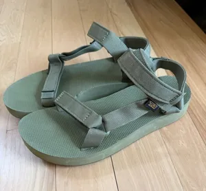 Teva Women's Midform Universal sandals thumbnail 1
