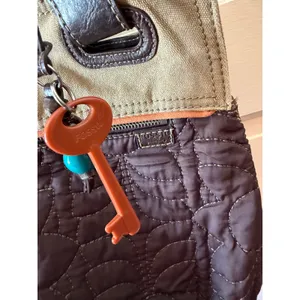 Fossil Key Per Quilted Flower Tote‎ Bag Brown Canvas Leather Accents Key Charm thumbnail 4