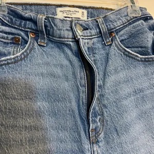 Abercrombie & Fitch Jeans 90s Relaxed High‎ Rise Rigid Denim Split Seam 30 / 10 thumbnail 6