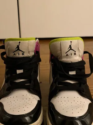 Nike Jordan’s  thumbnail 9