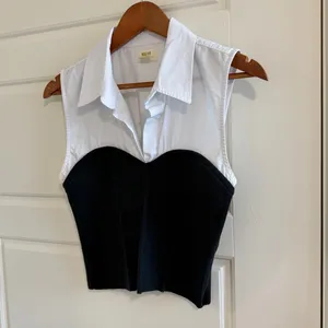 Anthropologie Maeve Black and White Sleeveless Blouse with Busier and Collar thumbnail 2