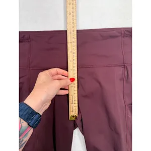 Lululemon 10 Fast and Free High-Rise Crop II Non-Reflective Nulux Garnet Cropped thumbnail 11