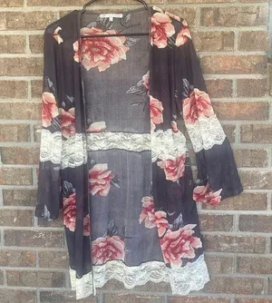 Floral bwith lace accents cardigan by sweet rain size lg thumbnail 1