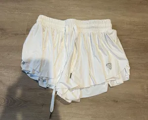 Amazon Butterfly Shorts White thumbnail 1