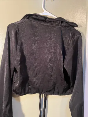 Cotton On Women’s Size Small Tie Front Blouse Long Sleeve Cropped Collar Satin thumbnail 6