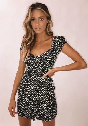 Dress thumbnail 1