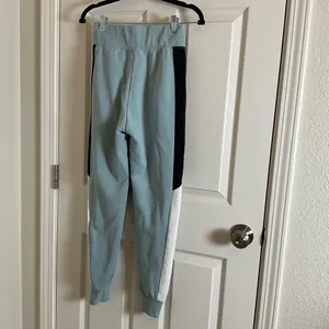 Nike Air Women's Cyan Heather Colorblock Jogger Pants Sweats Size XS thumbnail 7