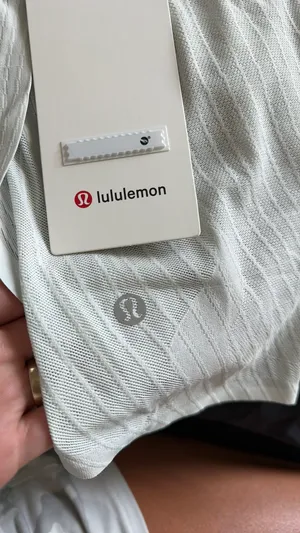 Lululemon Shorts thumbnail 5