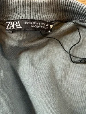 Zara Washed Slate Cropped Sweatshirt in Gray Small thumbnail 3