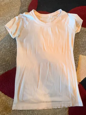 Athleta Top Women’s Pale Pink thumbnail 1