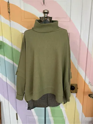 BKE Olive Green Waffle Knit Poncho Sweater Mock Neck Dolman Sleeve Sz S 💚🍄 thumbnail 3