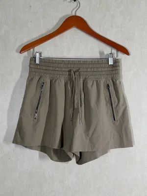 Athleta Women’s Camden Shorts 5” Lightweight Outdoor in Tan Khaki 6 thumbnail 4