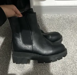 Ankle boots Black Size 6 thumbnail 1