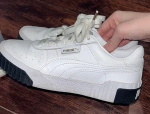 Puma Sneakers thumbnail 1