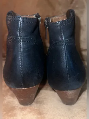 Frye Reina Ankle Boot Women 7.5 Black Leather Heels Pointed Toe Western Side Zip thumbnail 2