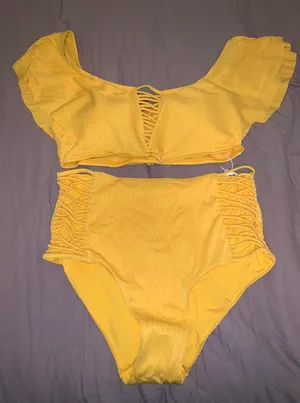 Hot Kiss Yellow High Waisted Swim Set thumbnail 1