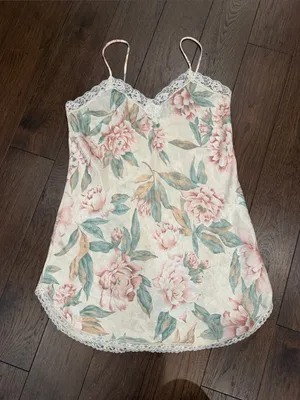 Violets & Roses Floral Lace-Trim Nightgown - Pink Floral - C27-181 thumbnail 1