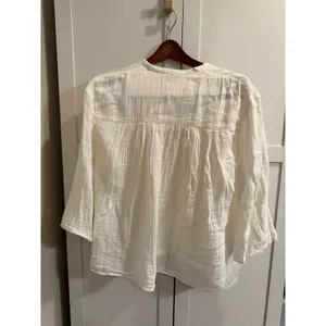 Aritzia Little Moon Sofia White Crinkle Gauze Button Blouse XS Relaxed Boho Top thumbnail 4