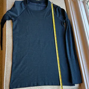 Lululemon Women's Swifty Blue Long Sleeve Activewear Performance Shirt Size S thumbnail 11