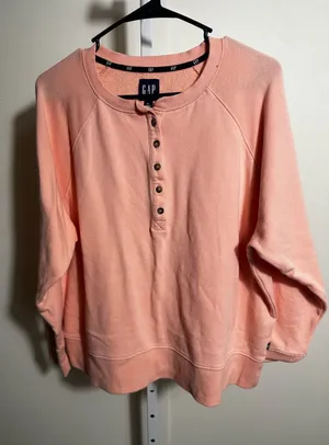 301. GAP Women's Peach Button Henley Pullover thumbnail 1