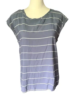 Abercrombie & Fitch Short Sleeve Blue and White Top Medium thumbnail 1