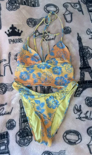 Pacsun bikini thumbnail 1
