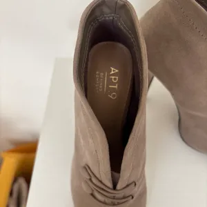 Apt.9 ankle boots  thumbnail 3