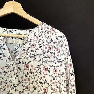 Ann Taylor LOFT floral blouse quarter zip pink‎ white top women's size M light thumbnail 2