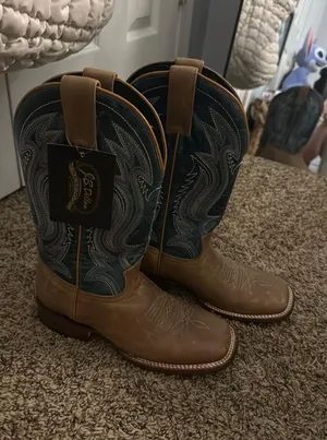 JB. Dillon Western Woman’s Boots Brown Size 6 thumbnail 1