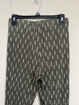 Aerie High Waisted Olive Fun Ribbed Patterned Cropped Kick Flare Leggings size M thumbnail 5