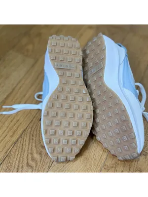 Size 5 US Women’s Nike Waffle Debut 'White Mint Foam Light Blue thumbnail 5