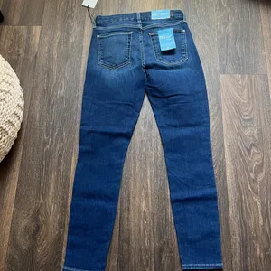 7 for all Mankind The Ankle Skinny Jean thumbnail 4