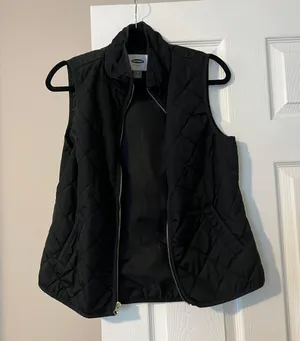 Women’s Vest thumbnail 1